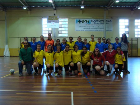 Futsal Feminino Embalado para a Fase Final